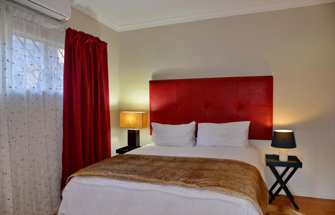 Annie's Boutique Guesthouse&Garden Spa Hartbeespoort Extérieur photo