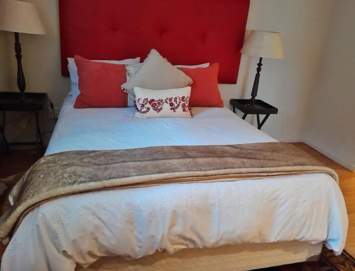 Annie's Boutique Guesthouse&Garden Spa Hartbeespoort Extérieur photo