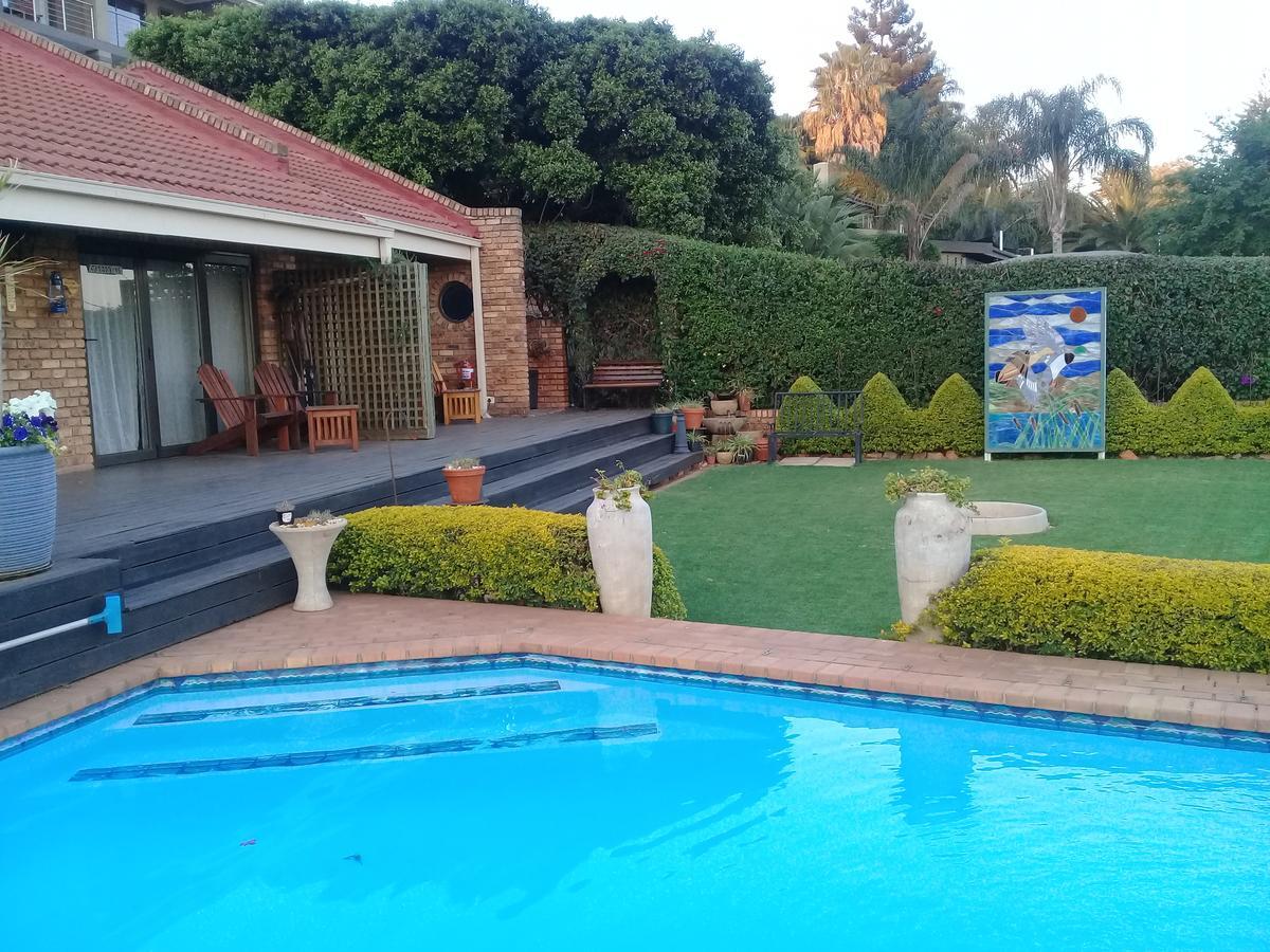 Annie's Boutique Guesthouse&Garden Spa Hartbeespoort Extérieur photo