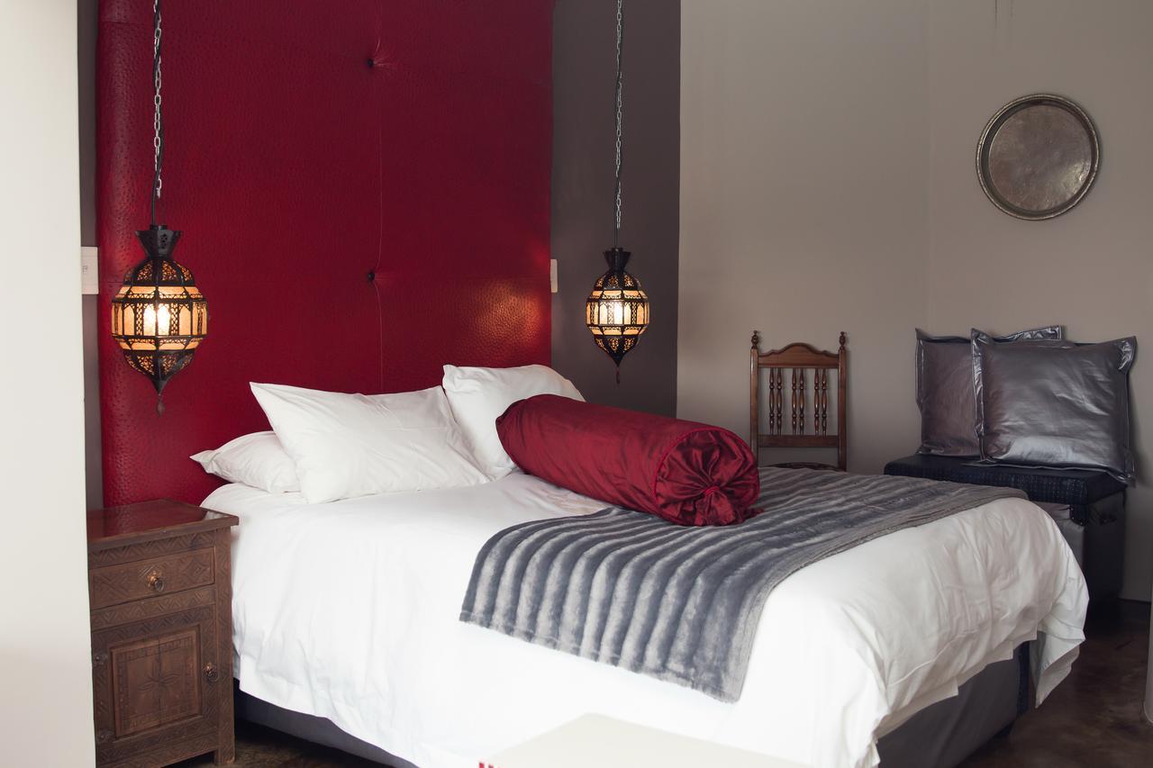 Annie's Boutique Guesthouse&Garden Spa Hartbeespoort Extérieur photo